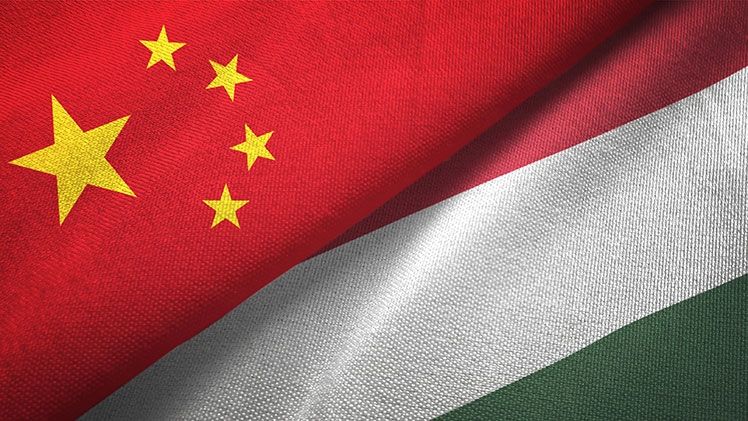Xi Jinping visits Hungary, an economy in remission